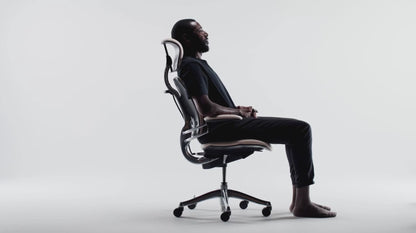 Humanscale Freedom Chair – Elle Ivory Edition (Headrest, Premium Wool Bouclé)