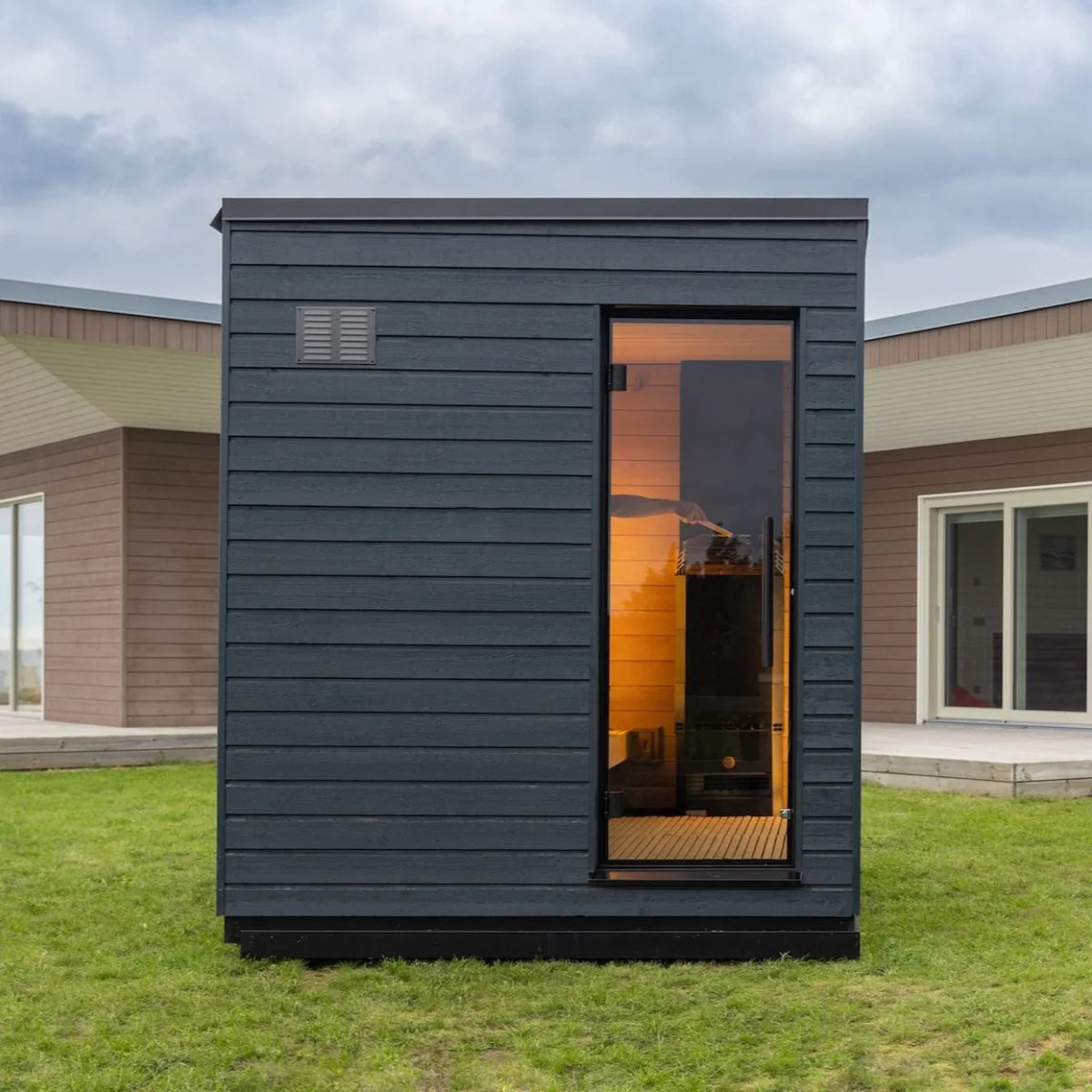 Saunalife 6-Person Outdoor Luxury Sauna – Garden Series G6 (Pre-Assembled)